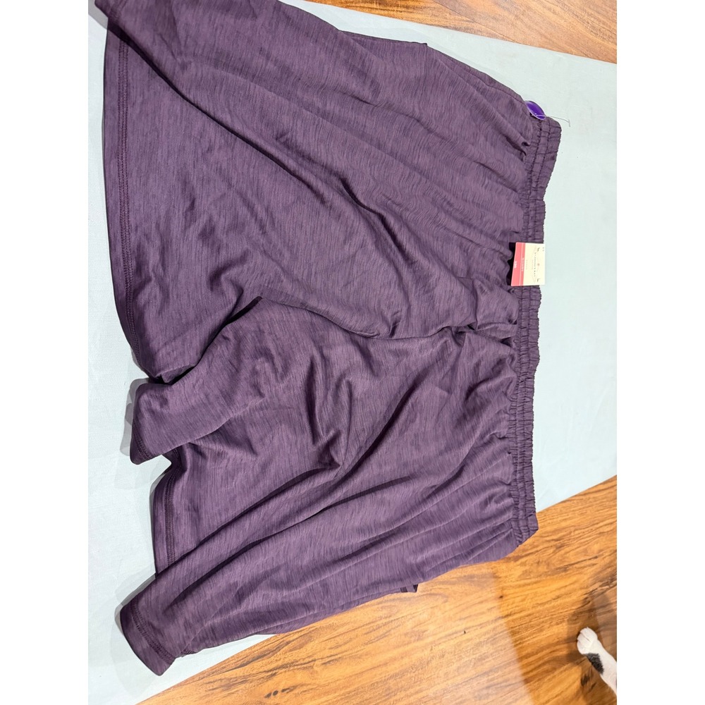 Active Women St. John's Bay Active Shorts 2X Napa Grape nwt